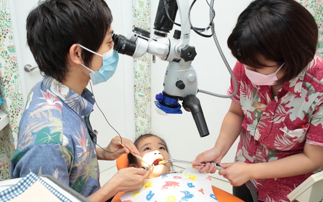 痛みをできるだけ抑えた子どもの治療